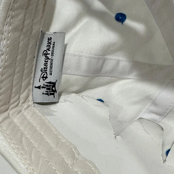 Disney White and Blue Vacation Club Member Hat - Picture 6 of 7